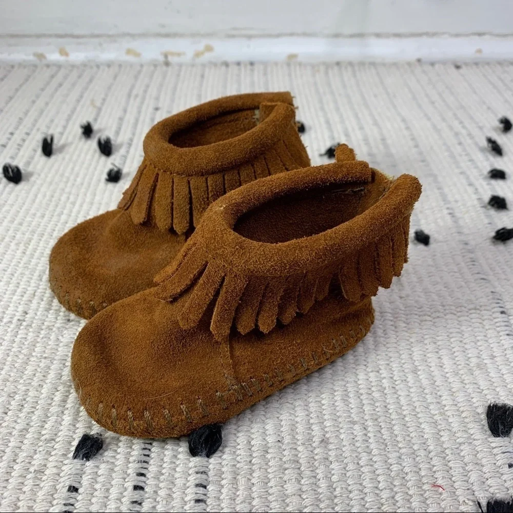 Baby Minnetonka Leather Fringe Bootie Size 1 - Picture 3 of 8